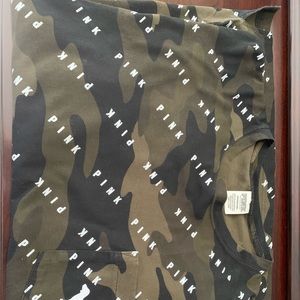 Pink by VS long sleeved T-shirt